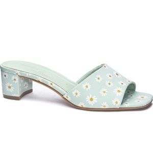 Chinese Laundry Lana Slide Sandal 5.5 Green Daisy